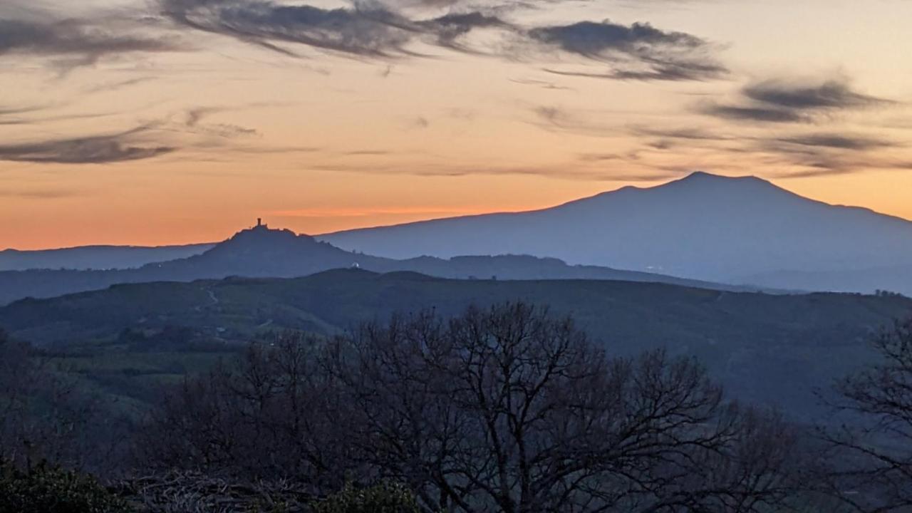 Aparthotel Borgo Del Grillo Sarteano Esterno foto