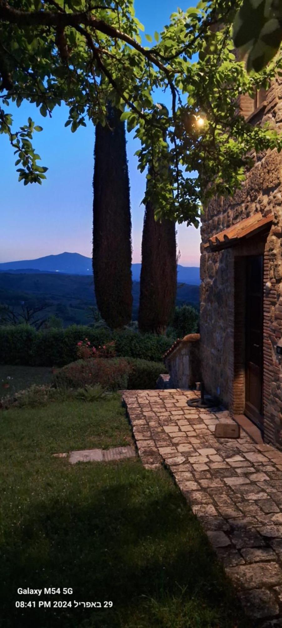 Aparthotel Borgo Del Grillo Sarteano Esterno foto