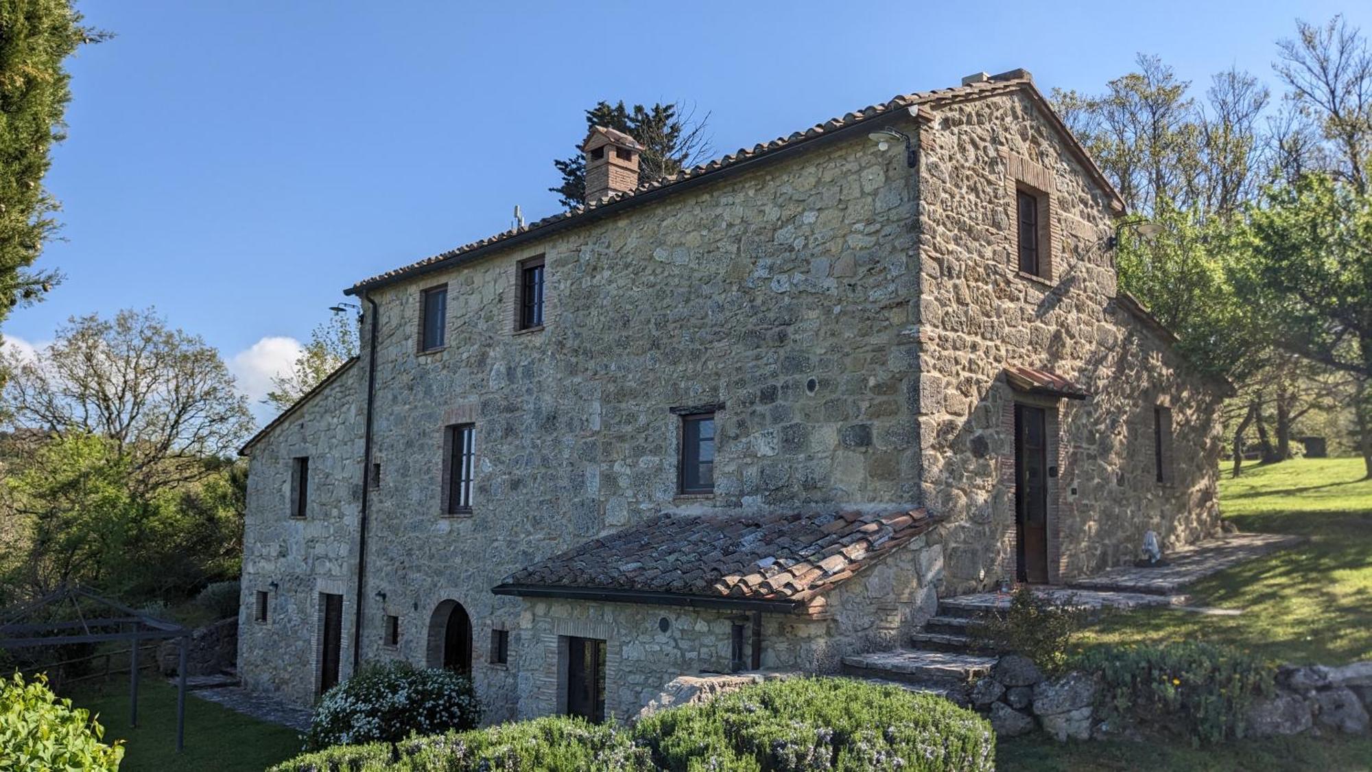 Aparthotel Borgo Del Grillo Sarteano Esterno foto